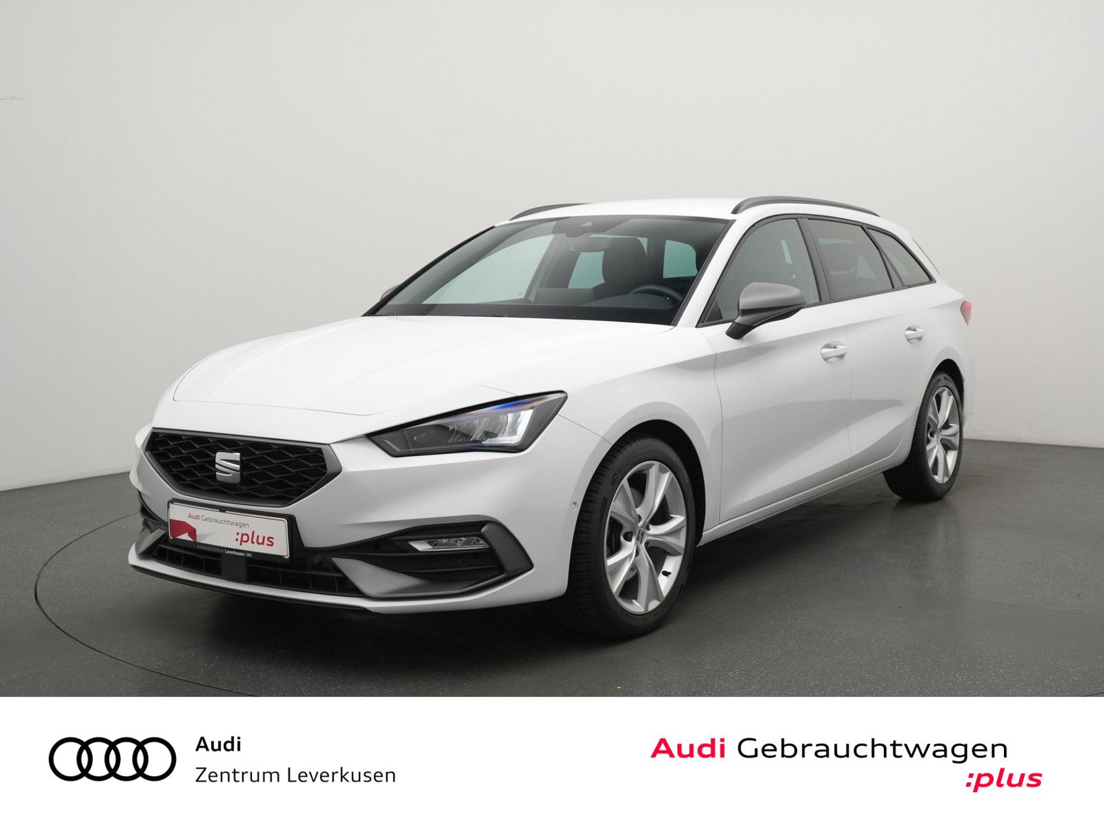Seat Leon ST FR DSG AHK ACC NAVI VIRT KAM LEDER SHZ