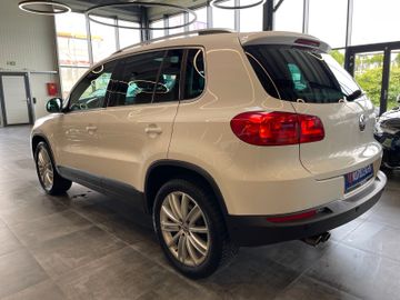 Volkswagen Tiguan Life BM 4Motion *NAVI*KLIMA*PANO*TEMPOMAT