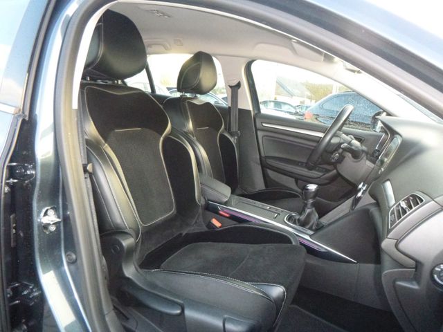 Fahrzeugabbildung Renault Megane IV Grandtour 1.2TCe Intens>NAV/PDC/T.LEDE
