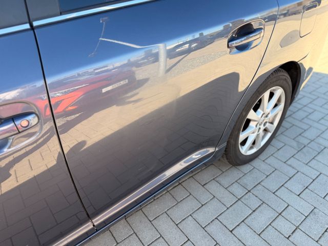 Toyota Avensis Kombi Executive EXPORT