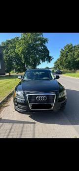 Audi Q 5 2.0 8R TFSI Quatro Panorama - Audi Q5 8R mit Benzin-Antrieb