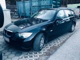 BMW 320i Touring e91 - BMW 320 aus 2005: Kombi, 320i