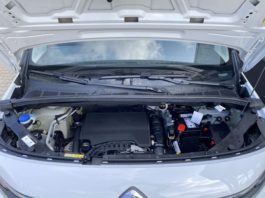 Fahrzeugabbildung Citroën Berlingo M PT 110 FEEL *Keyless*FArb-Touch *PDC*