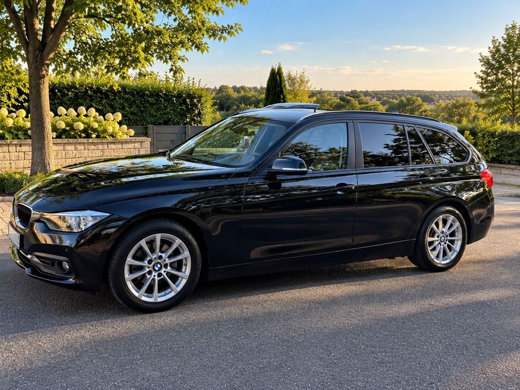 Image of BMW 320
