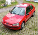 Peugeot feiner 106er Peugeot Kleinwagen in rot "ADEN" - gebrauchte Peugeot 106 aus dem Jahr 2002