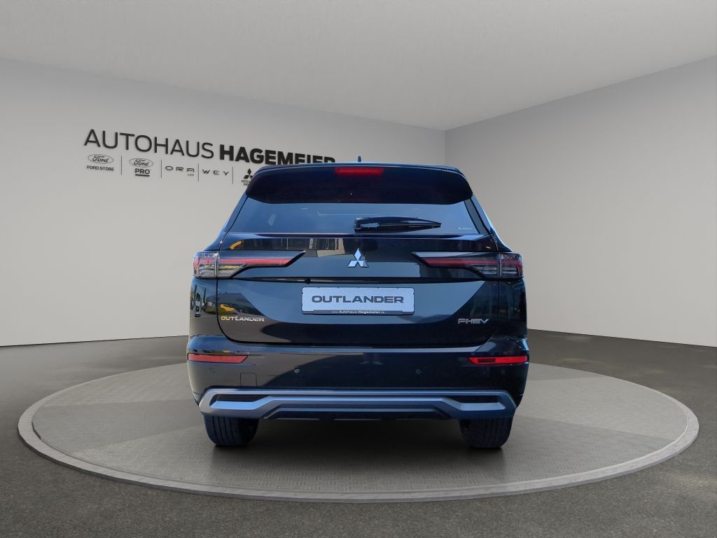 Fahrzeugabbildung Mitsubishi Outlander Top 2.4 PHEV AWD