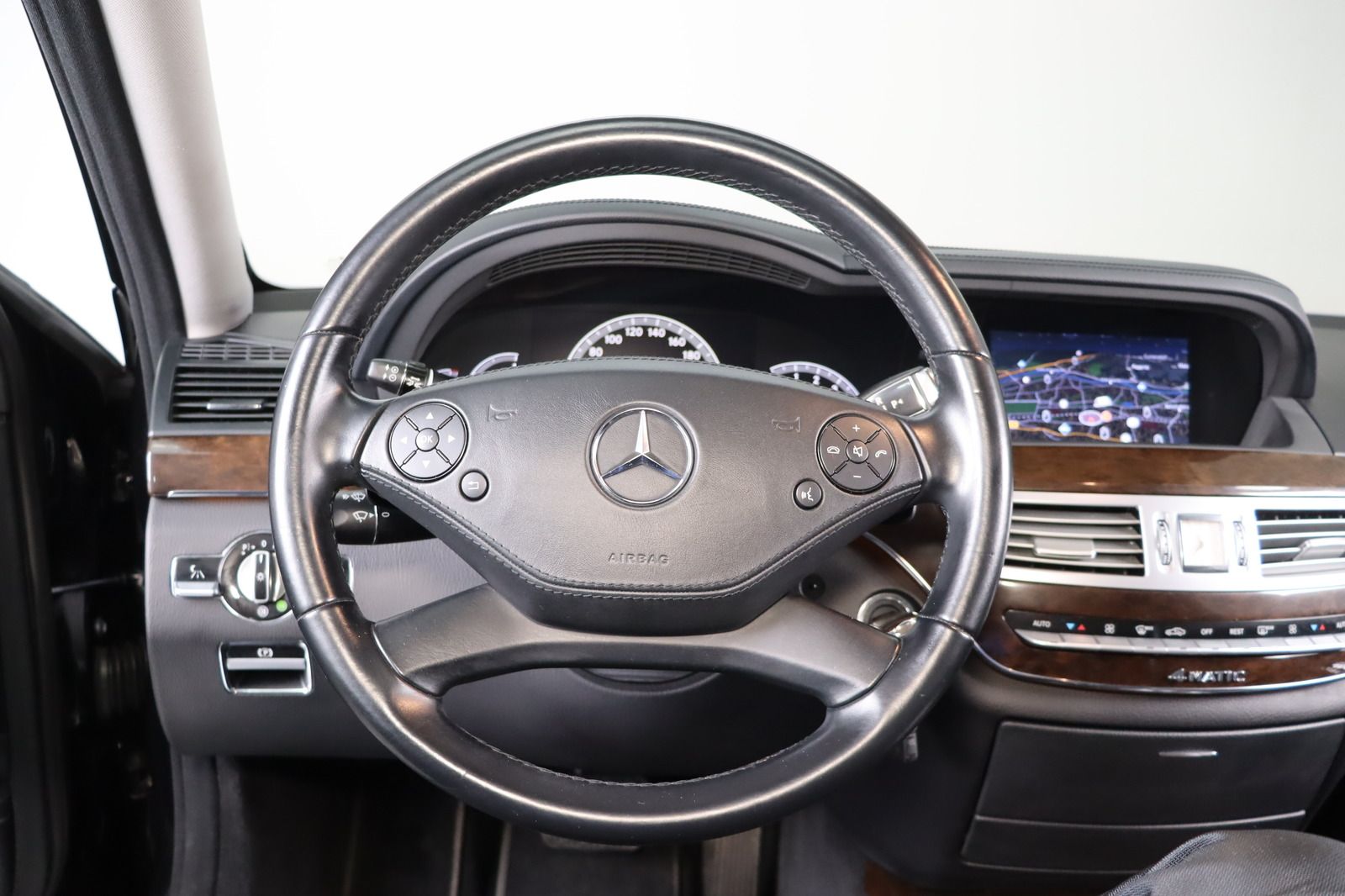 Fahrzeugabbildung Mercedes-Benz S 350 BlueTEC 4MATIC  * DIS * Nachtsicht * AHK