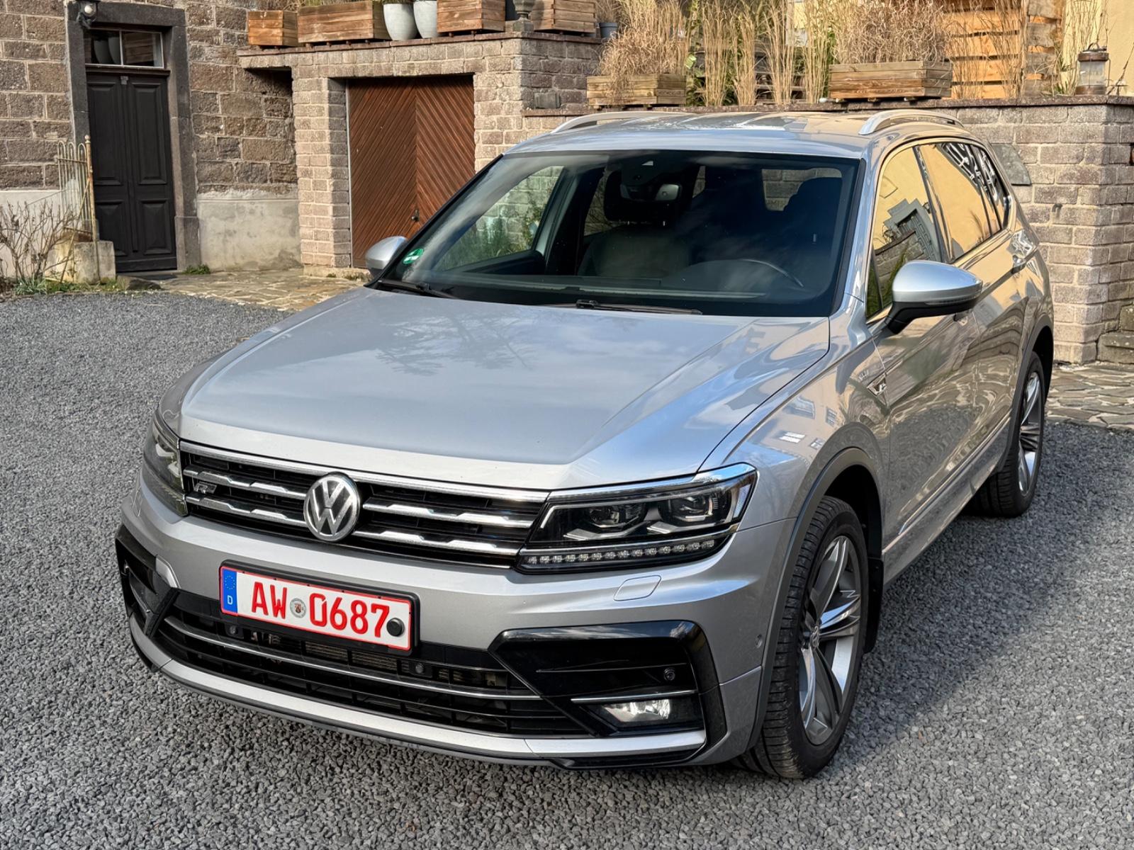 Volkswagen Tiguan Allspace Highline R Line 4Motion 7Sitze