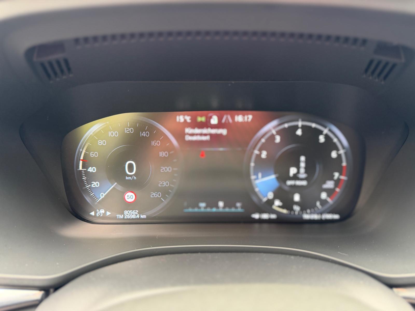 Volvo XC 60  Momentum Pro AWD*H&K*ACC*LED*AHK*