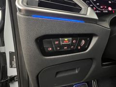 BMW M4 Competition / 510PS / SCHALENSITZE / CARBON/ BMW M4 Competition / 510PS / SCHALENSITZE / CARBON/