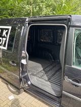 Volkswagen Caddy 2,0TDI 75kW BMT DSG - Volkswagen Caddy: 3 Türen