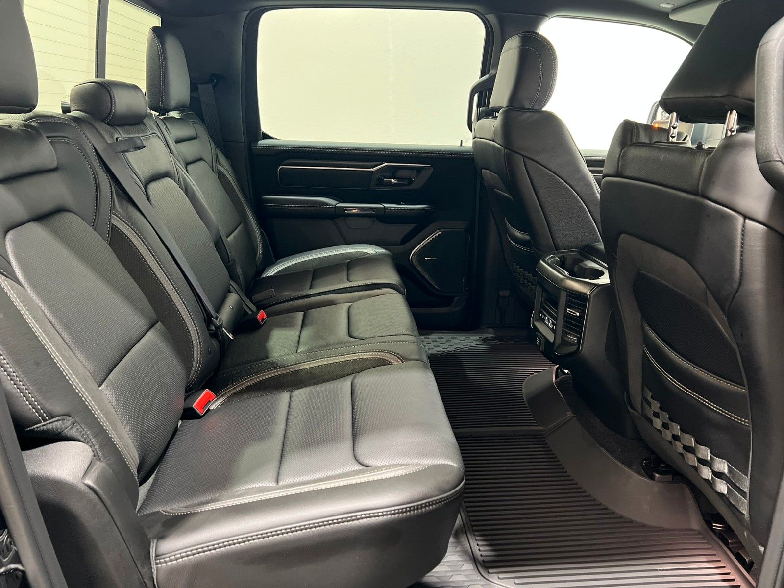 Fahrzeugabbildung Dodge RAM 1500 RHO H/O RED Ed.