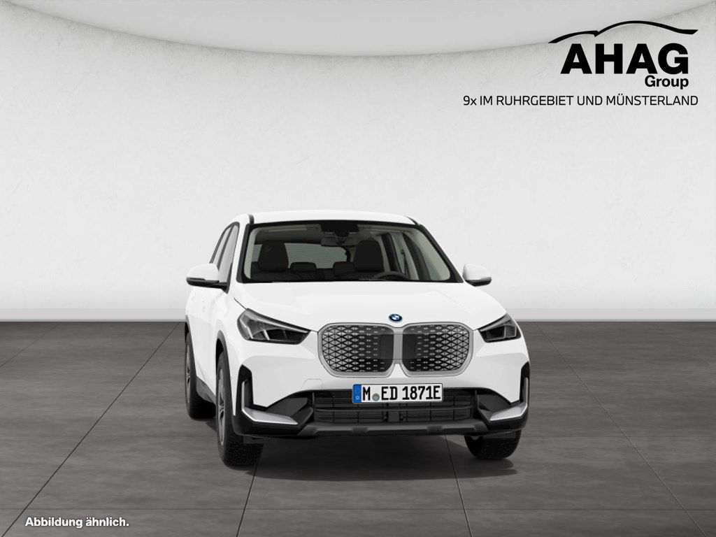 BMW iX1 - Bild 10