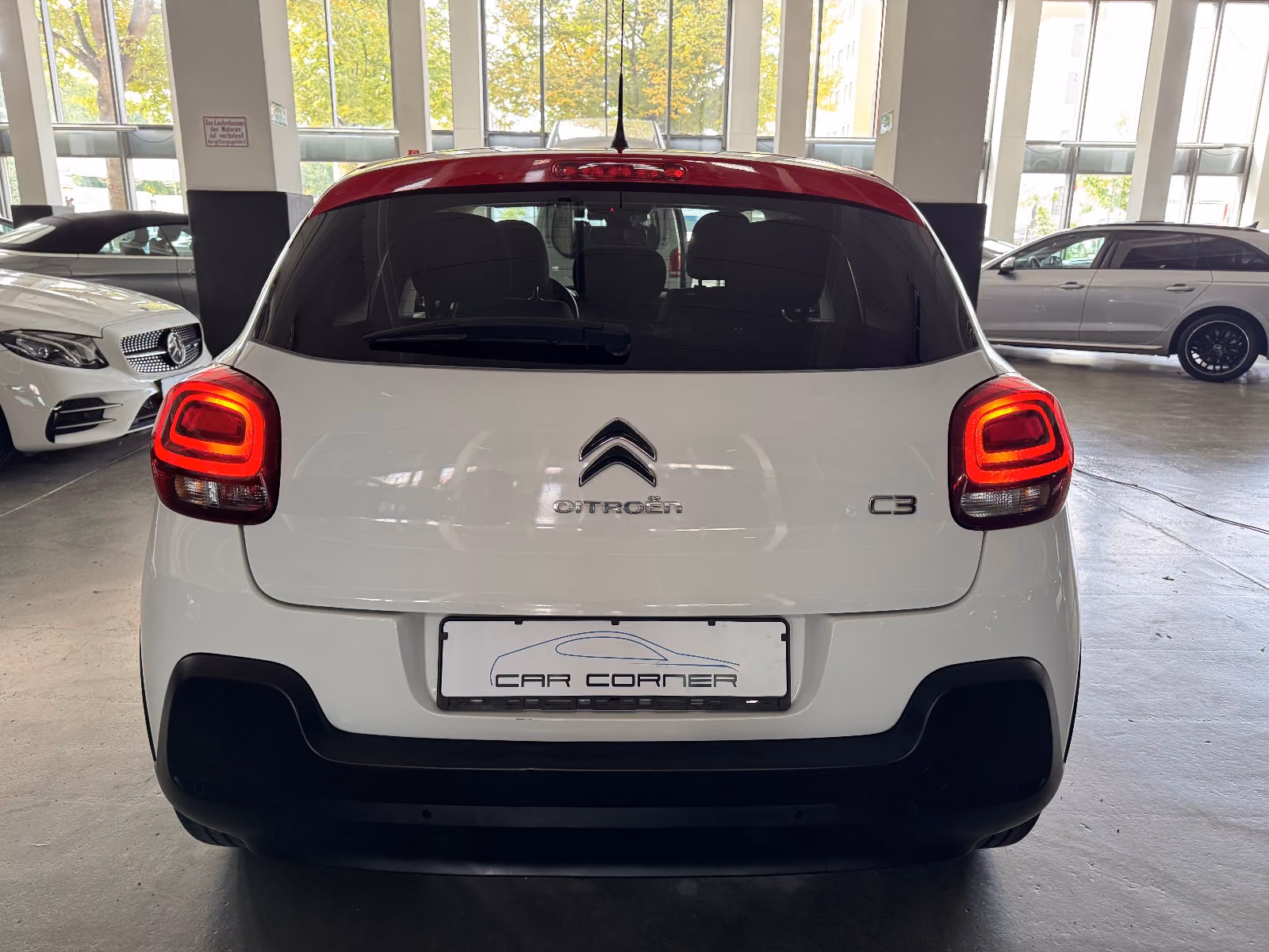 Citroën C3 1.2 FEEL SITZHEIZUNG KLIMA PDC LED 17 ZOLL