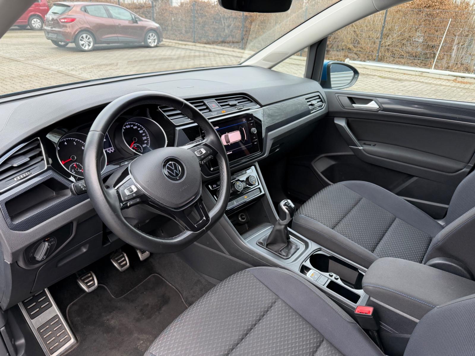 Volkswagen Touran 1.5 TSI United 7-Sitzer Navi Shz ACC, миниатюра 5