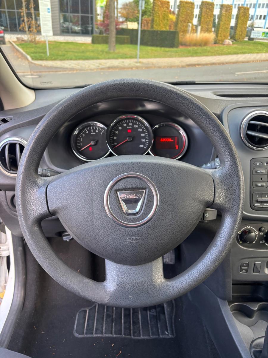 Dacia Logan 2015 — photo 10