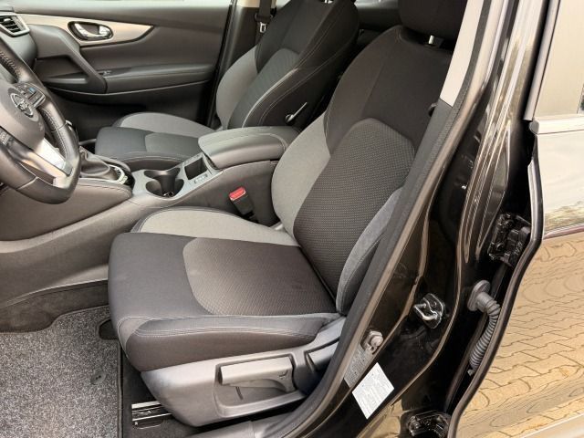 Fahrzeugabbildung Nissan Qashqai 1,3 DIG-T N-Connecta Automatic*ProPilot*