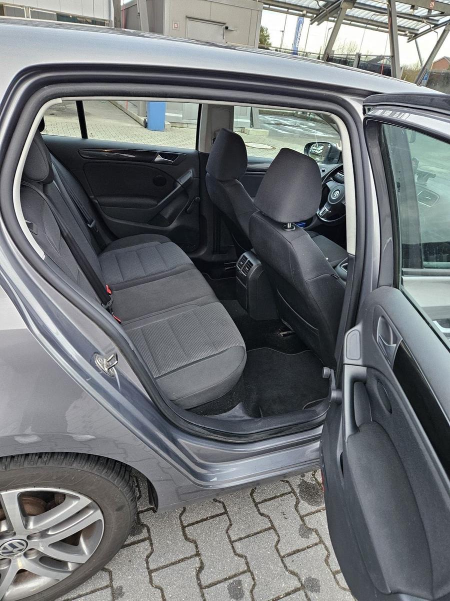 Volkswagen Golf 2009 — photo 8