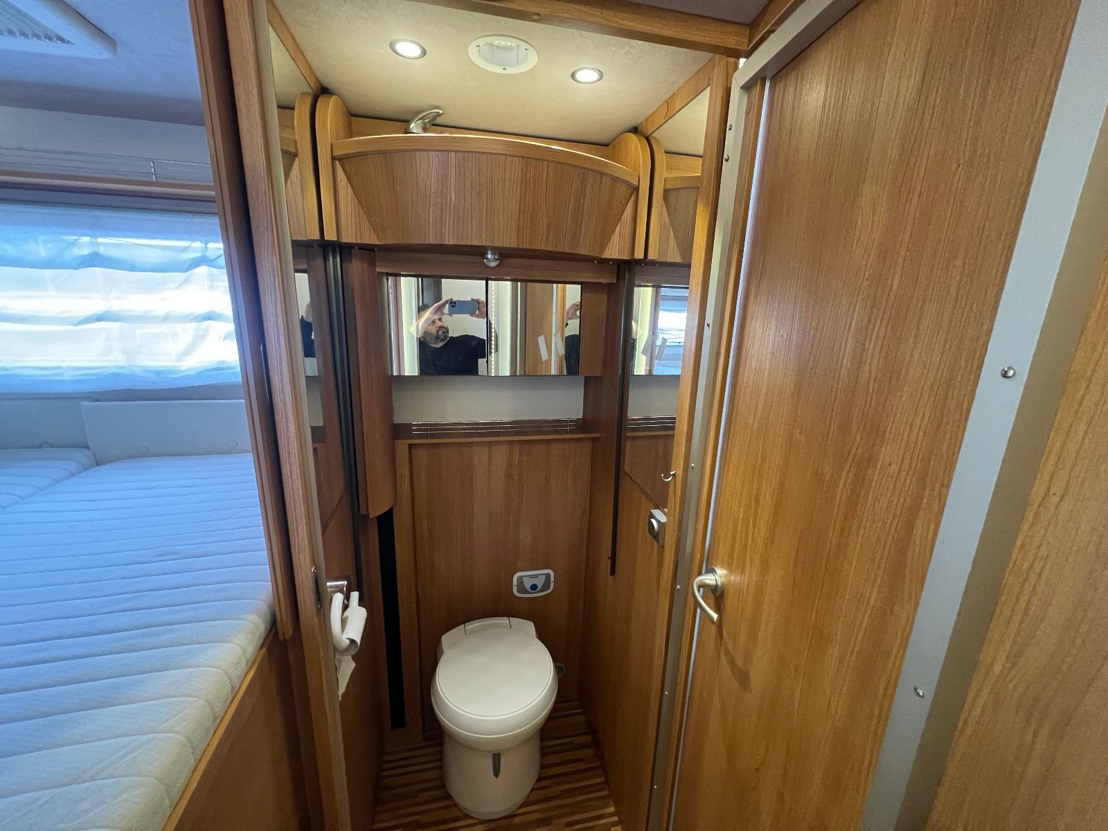 Fahrzeugabbildung Frankia T 6400 BD CompactClass MB Sprinter 316 CDI MAXI