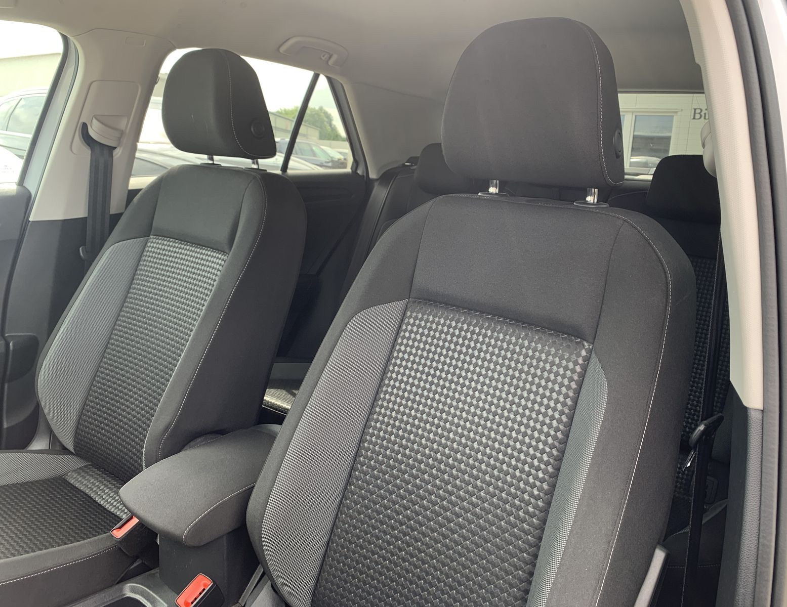 Fahrzeugabbildung Volkswagen T-Roc 1.5 TSI*Active*Cam*LED*Anschlussgarantie*