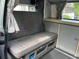 Volkswagen T4 California event - silberne Volkswagen T4 California