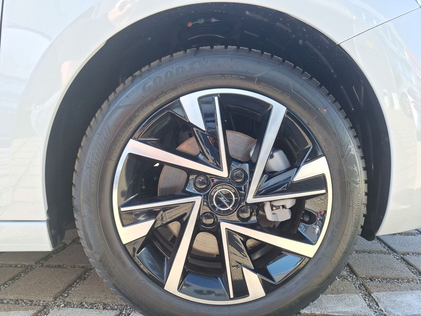 Opel Corsa - Bild 16