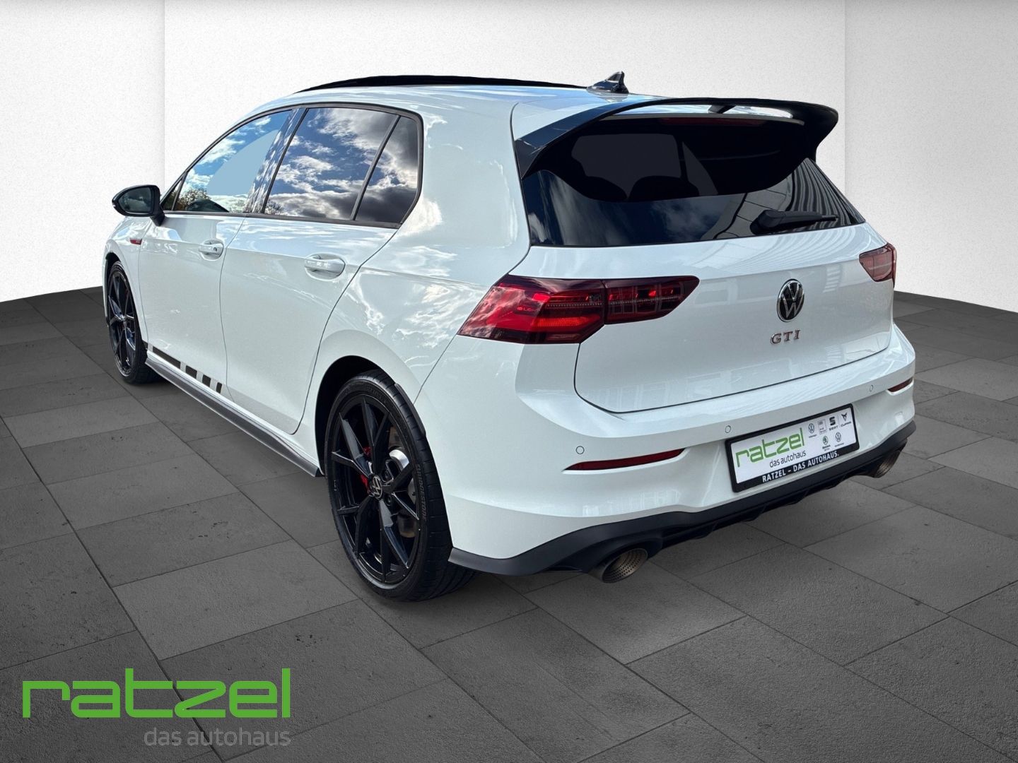Fahrzeugabbildung Volkswagen Golf GTI 2.0 TSI Clubsport Pano RFK Har/Kar Akra