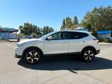 Nissan Qashqai 1.6 DiG-T (AHK*PANODACH*NAVI*SCHECKHEFT) - Gebrauchtwagen in Frankfurt bis 15.000 Euro