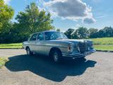 Mercedes-Benz 280 SE 3,5 - Mercedes-Benz 280 mit Benzin-Antrieb: Limousine, 3.5
