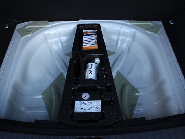 Karoq 1,5 TSI Drive 125 LED*Kamera*NAVI