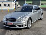 Mercedes-Benz S 63 AMG ACC/KAMERA/H&K/VOLLE HÜTTE - Mercedes-Benz S 63 AMG: Limousine