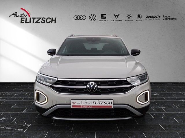 Fahrzeugabbildung Volkswagen T-Roc Move Matrix Navi AID ACC Park-Assist SH LM