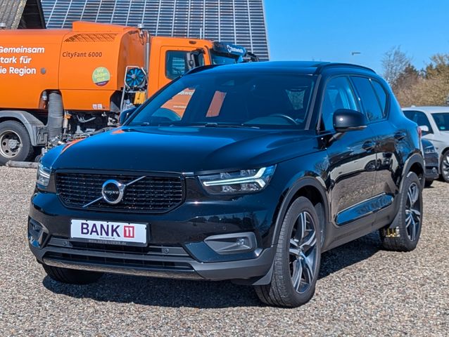 Volvo XC 40 AWD R-DESIGN LEDER MEMO PANO SPUR TOT ACC