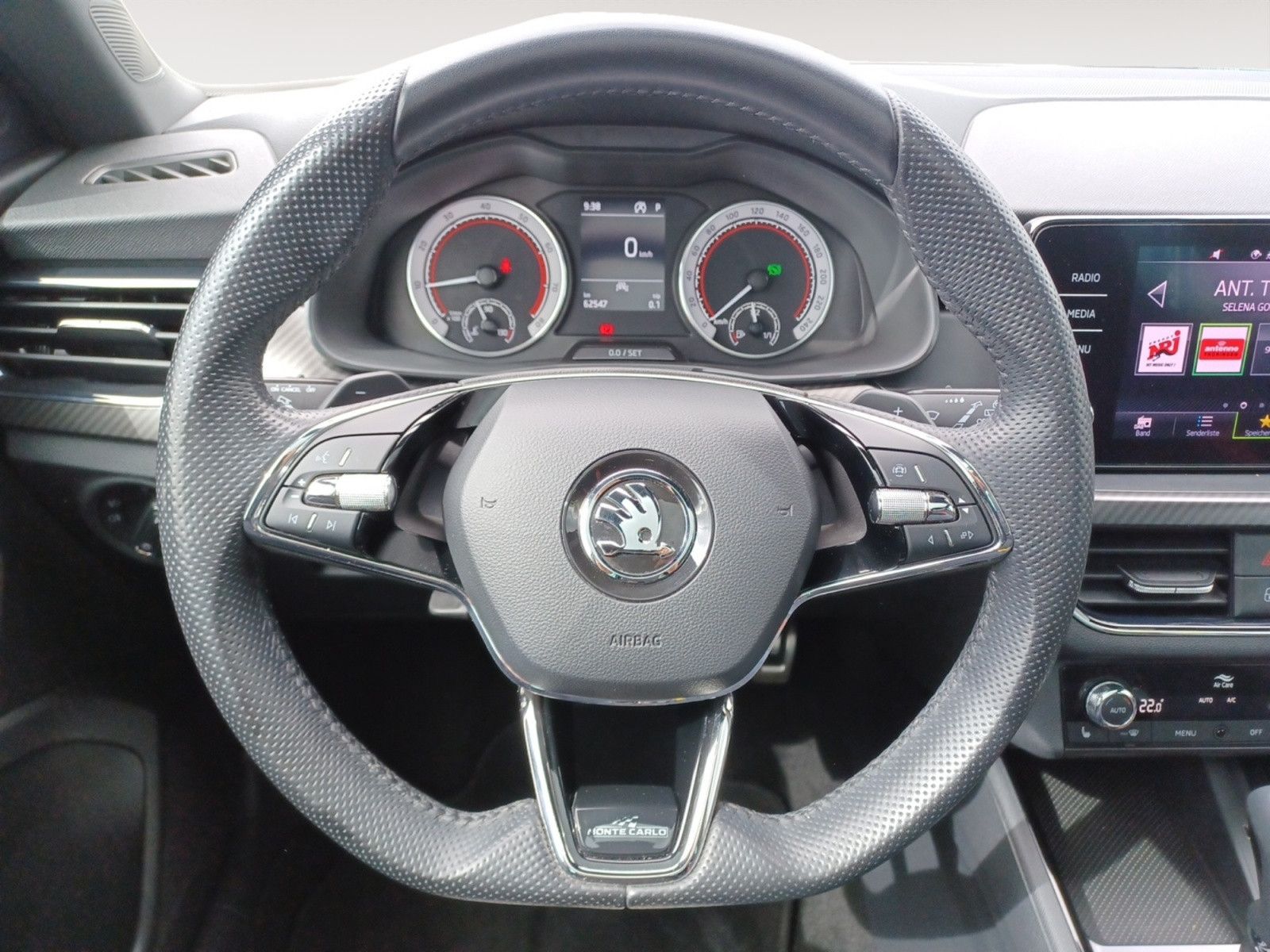 Fahrzeugabbildung SKODA Kamiq 1.0 TSI DSG Monte Carlo Rückfahrkamera