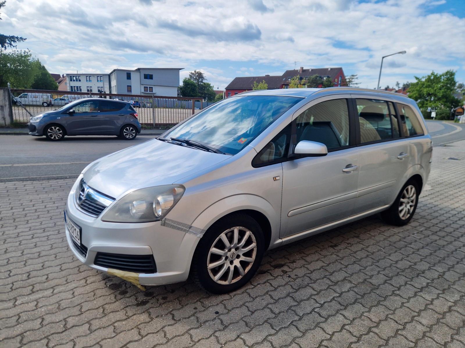 Opel Zafira B Basis