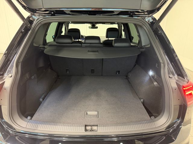 Tiguan Allspace R-Line 2.0 TSI 4M DSG NAVI RFK