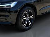 Volvo XC60 R Design AWD CarPlay+KAMERA+SDach+AHK+NAVI - Volvo XC60 mit Diesel-Antrieb: Alcantara