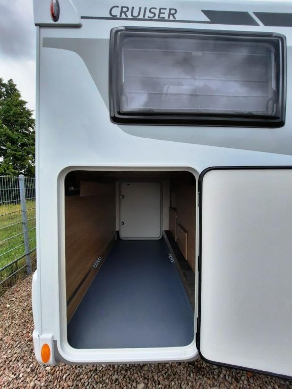 Fahrzeugabbildung LMC Cruiser V 643 70 Jahre Verfüg./Sparen Sie 6.476,