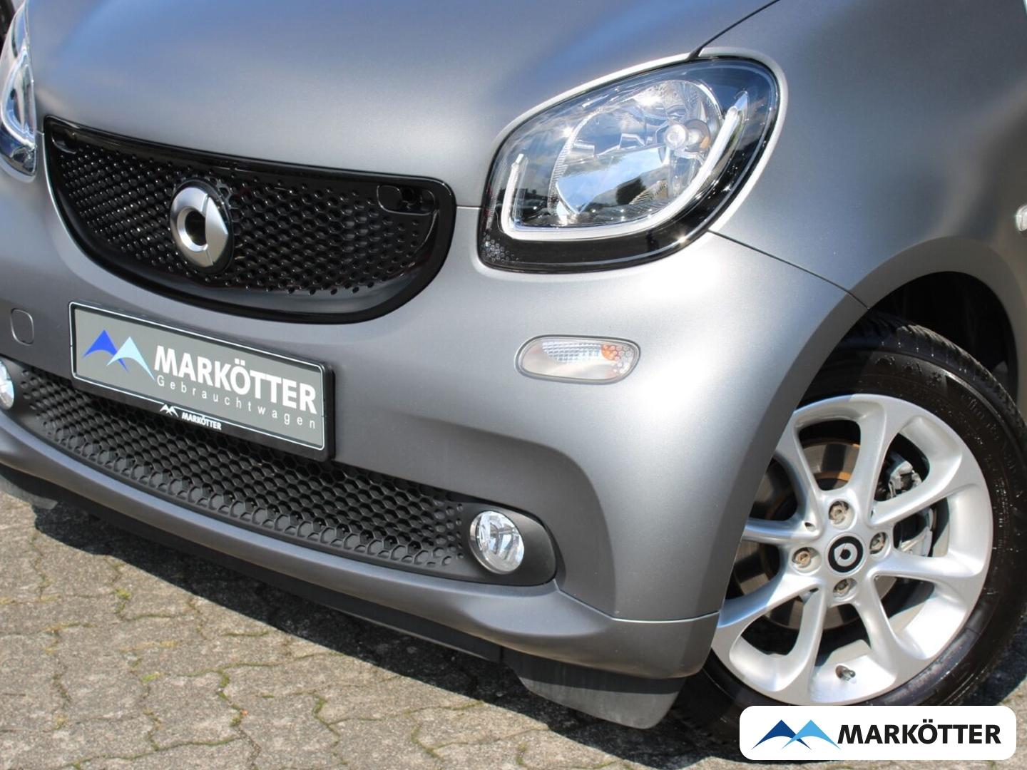 Smart fortwo cabrio Basis 66 kW SHZ/LED/KLIMA