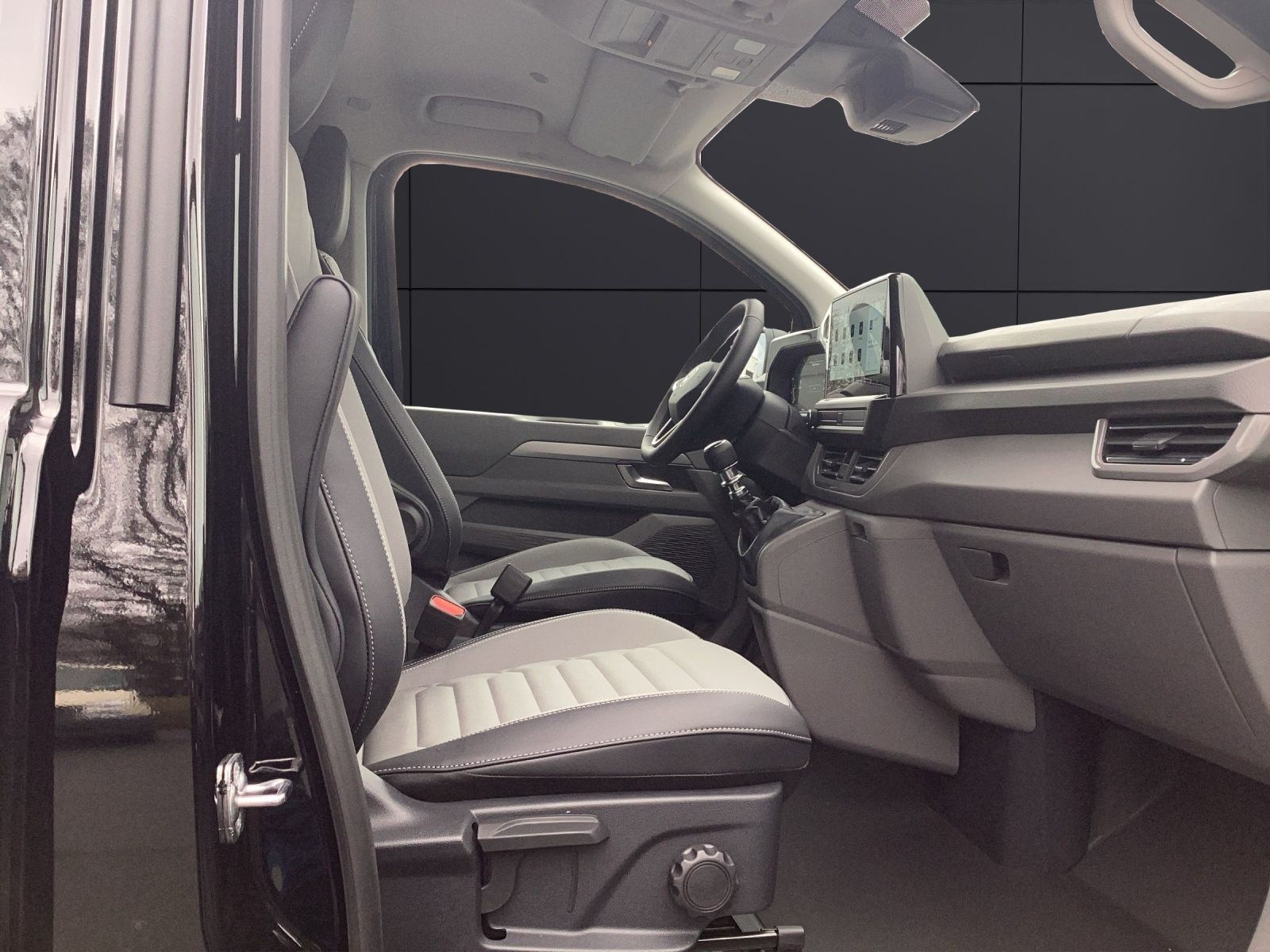 Fahrzeugabbildung Volkswagen T7 Transporter Kasten TDI 81 kW KR PDK LANE ASSI