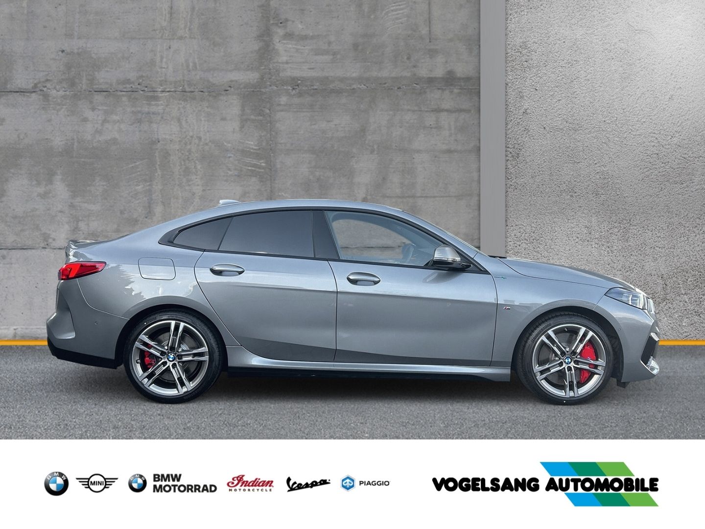 Fahrzeugabbildung BMW M235i xDrive,Gran Coupe,HUD,H&KSound,RFK,M Sport