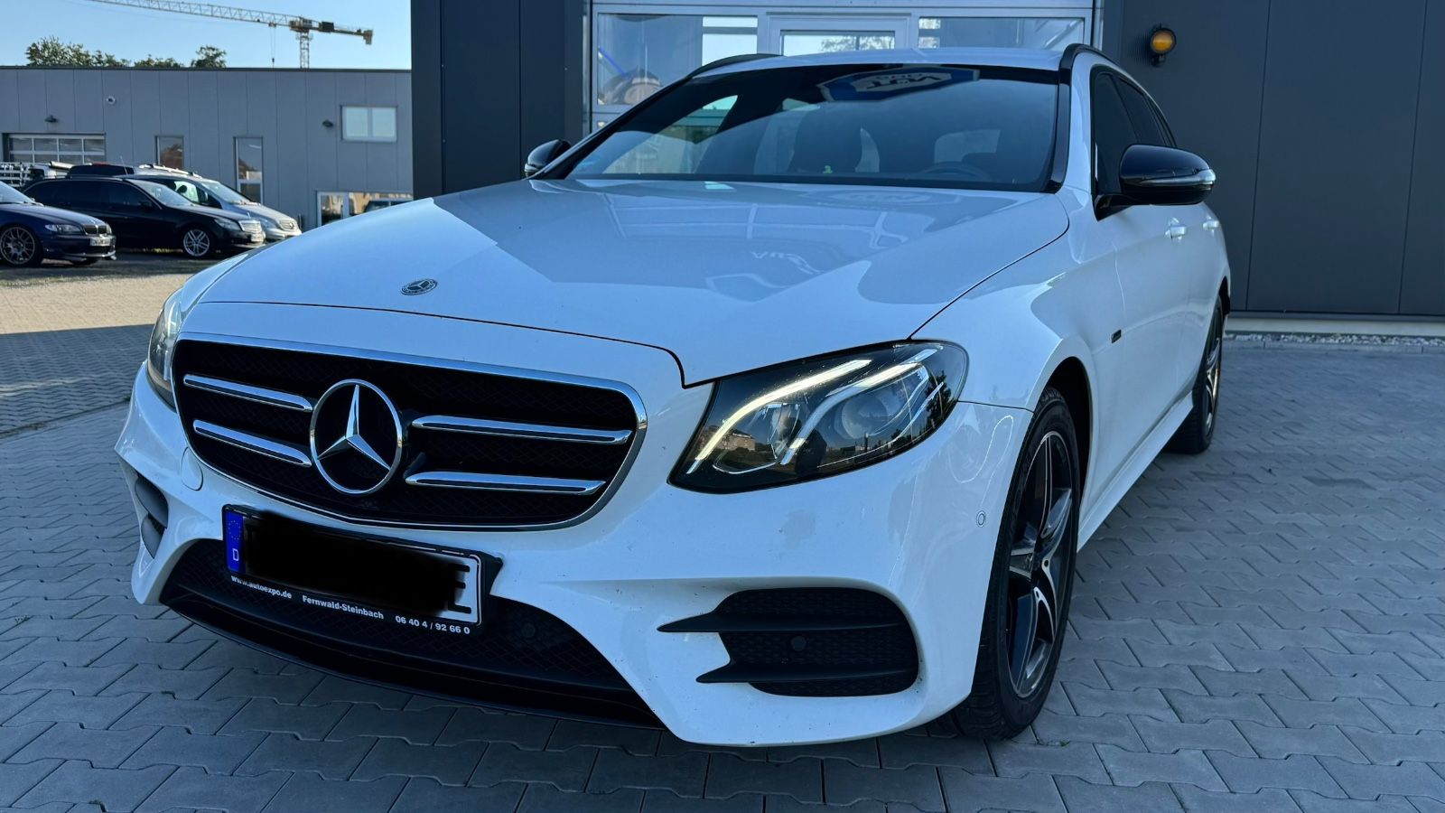 Mercedes-Benz E 300 de 01/2020 *AMG PAKET*AHK*LED*TÜV 2027*18"