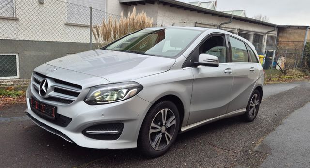 Mercedes-Benz B 180 CDI/AUTOMATIK/EURO6/NAVI/ALU/LED