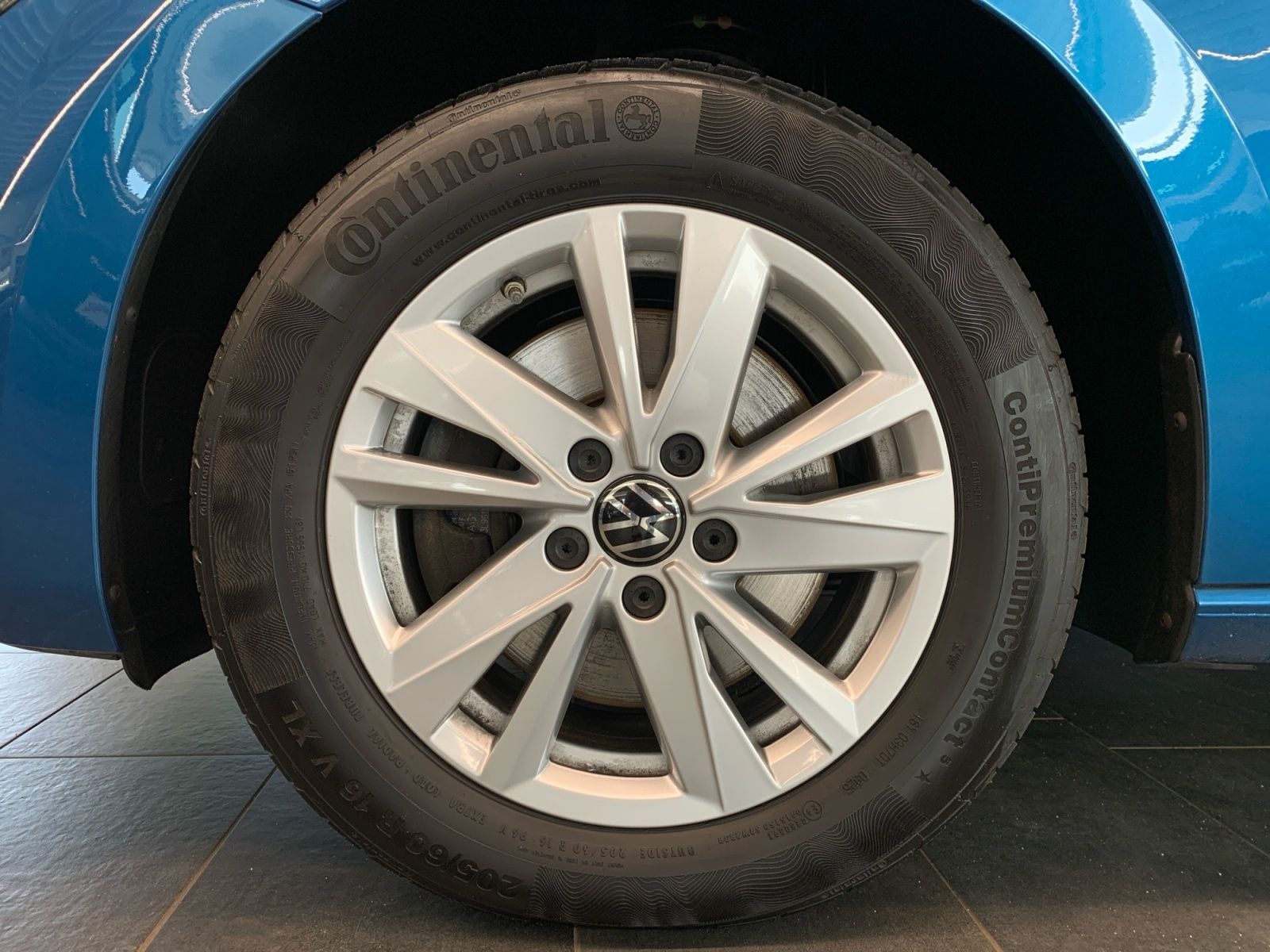 Volkswagen Touran - Bild 8