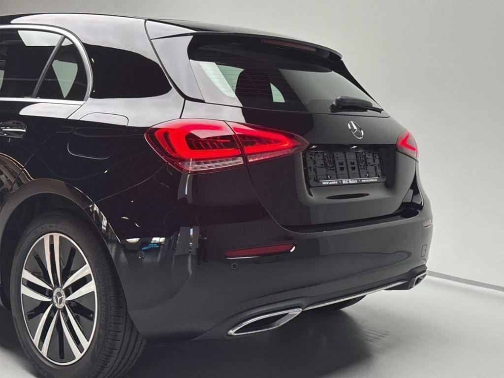 Mercedes-Benz A 180 Widescreen Multibeam AHK Kamera Leder MULT