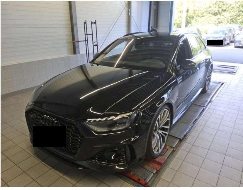 Audi RS4