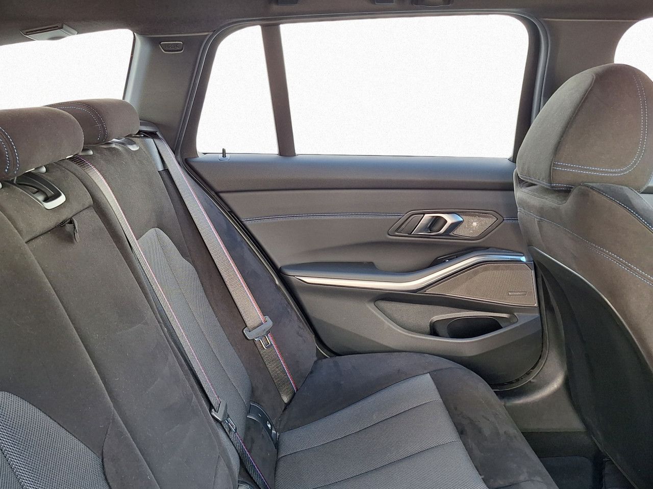 BMW 330 - Bild 13