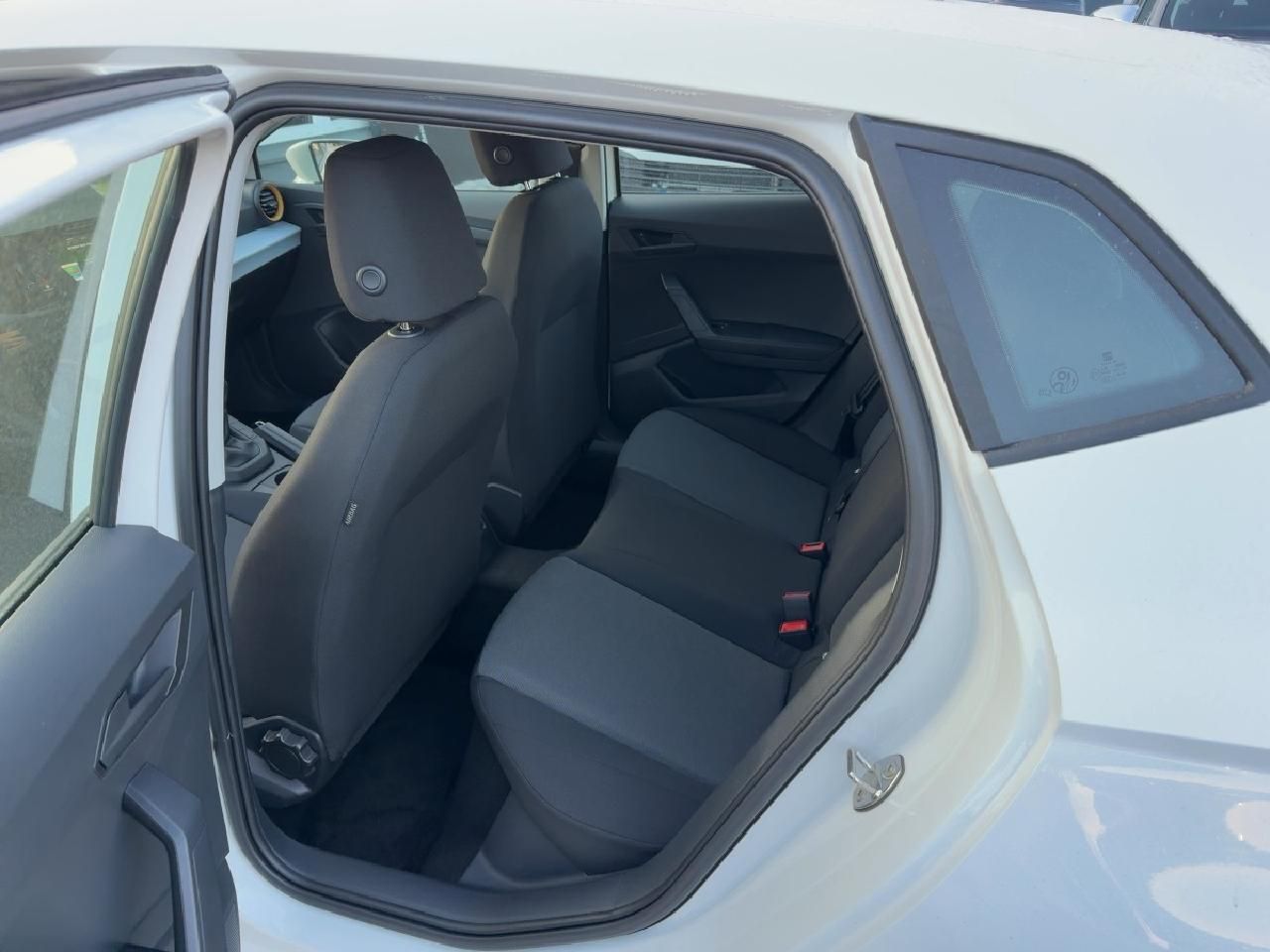 Fahrzeugabbildung SEAT Ibiza 1,0 Reference