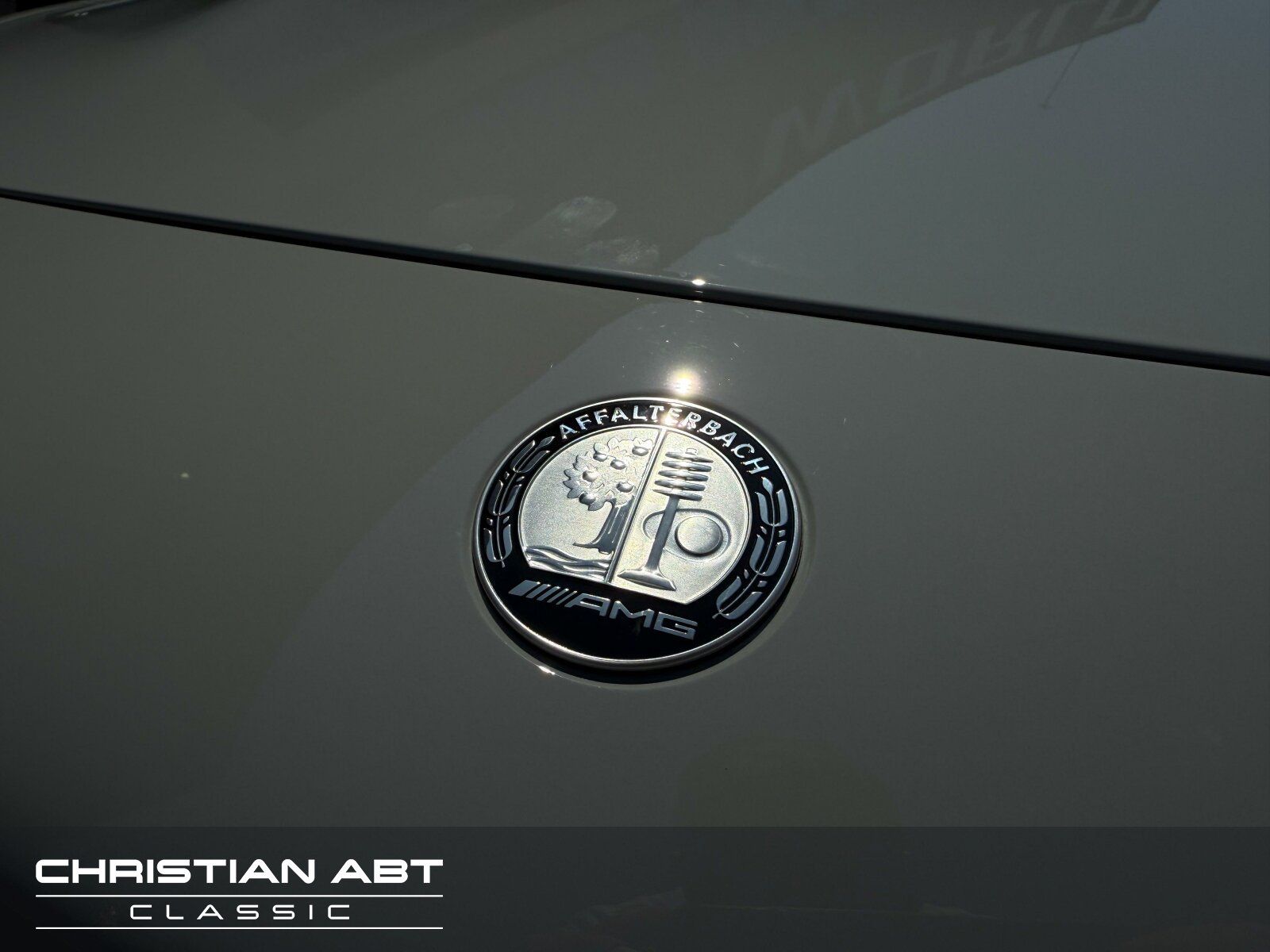 Fahrzeugabbildung Mercedes-Benz SL 55 AMG 4Matic Navi/Nachtsichtass.