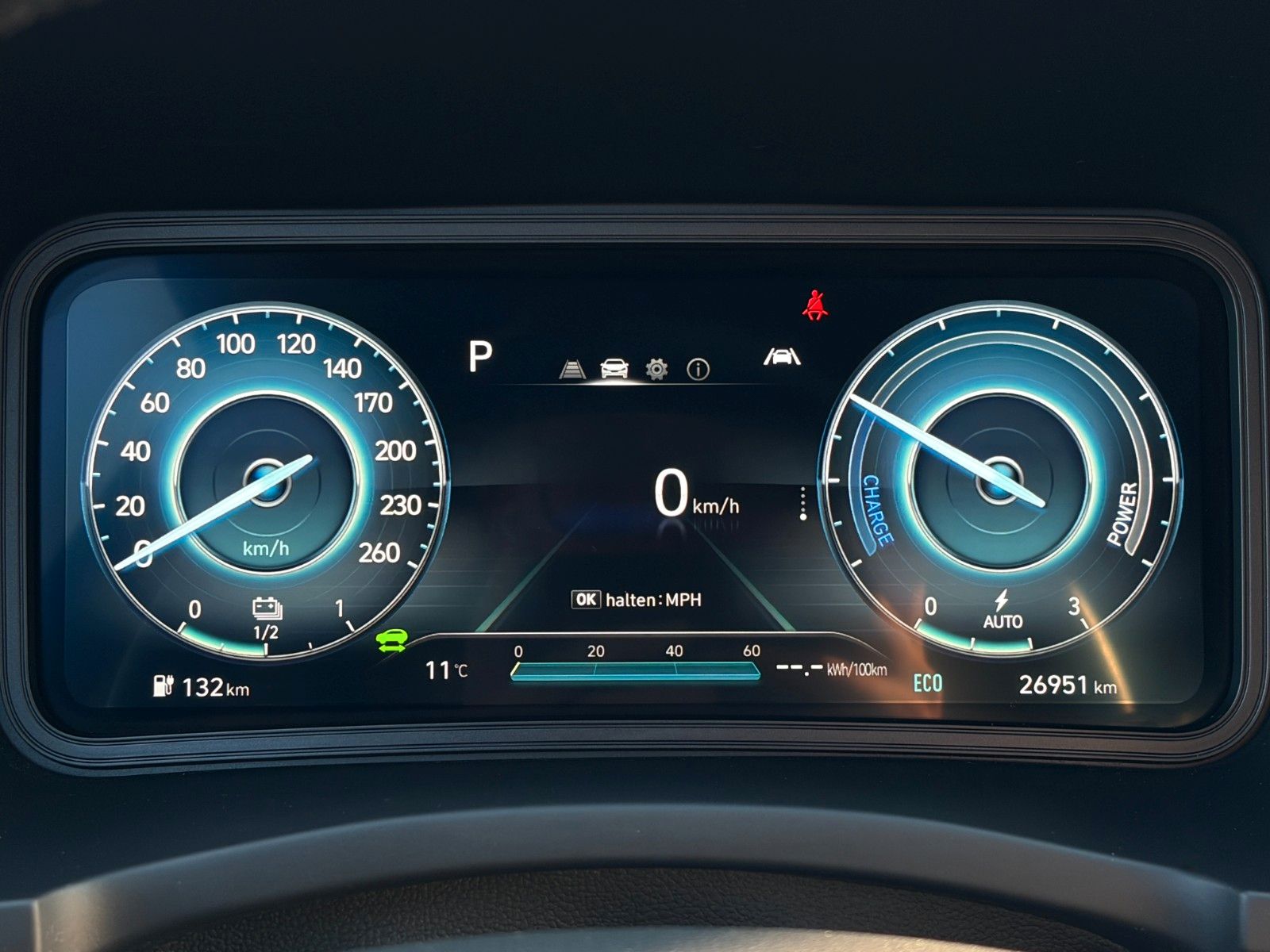 Fahrzeugabbildung Hyundai KONA E Select ACC Cam PDC LFA LKA LHZ SHZ